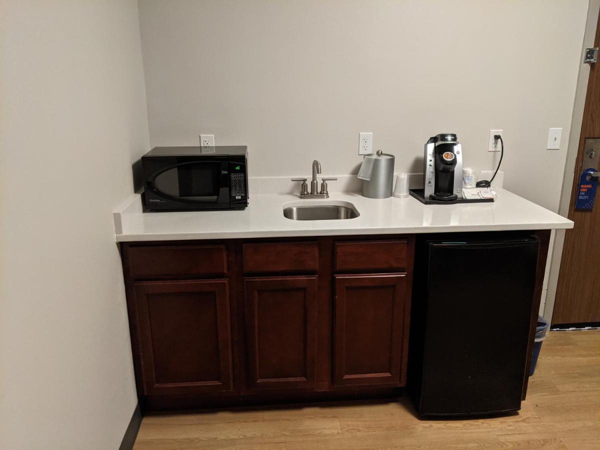 Holiday Inn Express South Burlington By Ihg Dış mekan fotoğraf