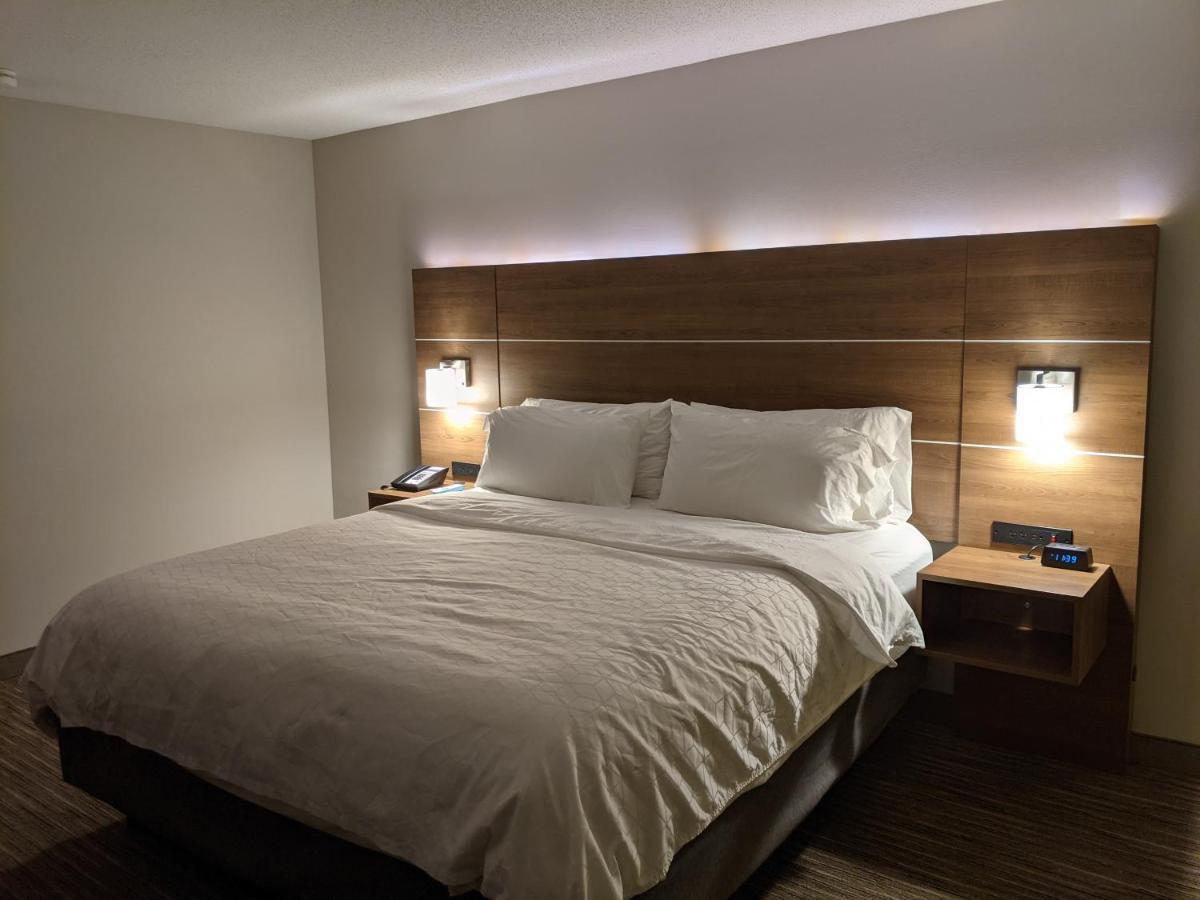 Holiday Inn Express South Burlington By Ihg Dış mekan fotoğraf