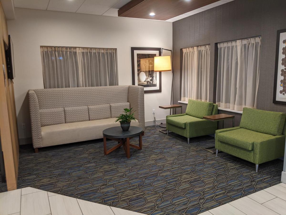 Holiday Inn Express South Burlington By Ihg Dış mekan fotoğraf